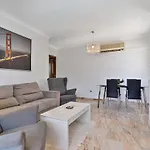 Solana Hispanidad 아파트